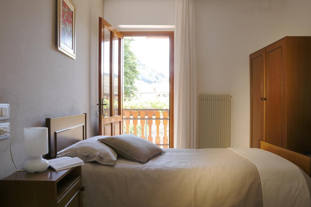 Hotel Al Comune Rustico Arta Terme Zimmer foto